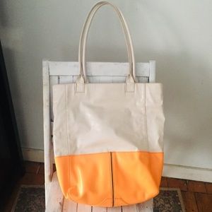 Simply Vera Wang orange lined tote